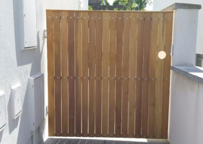 side-gates-timber-1